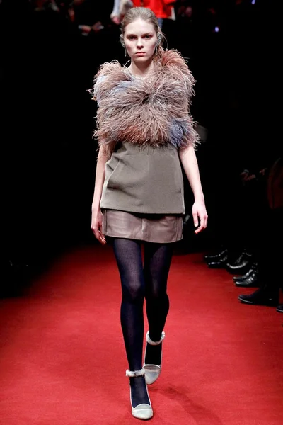 Look 29